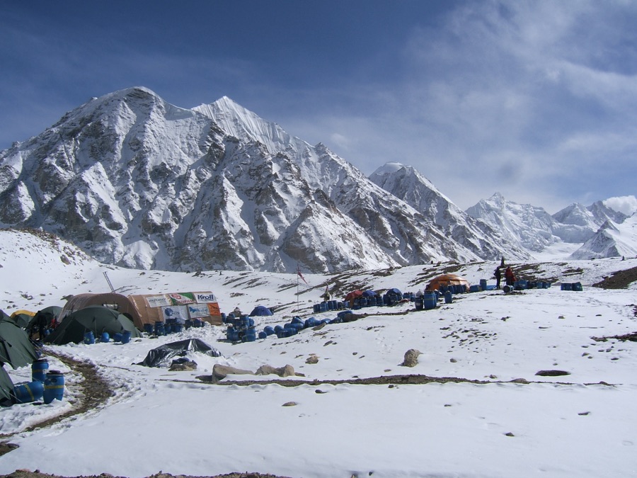 Everest West Ridge expedition — film still 3
