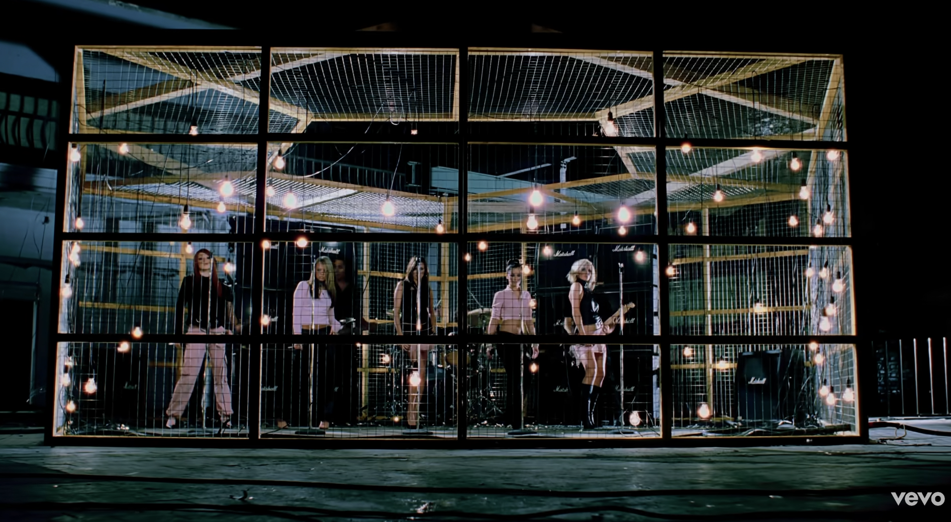 Girls Aloud — Sound of the Underground